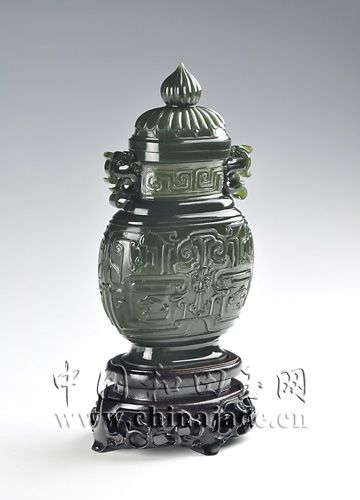 青玉-薄胎紋飾瓶