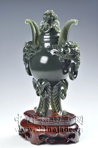 青玉-(番作)雙耳蕉葉爐