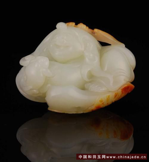 和田玉劉海戲金蟾