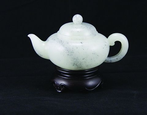 和田青花籽玉壺 和田青花籽玉壺