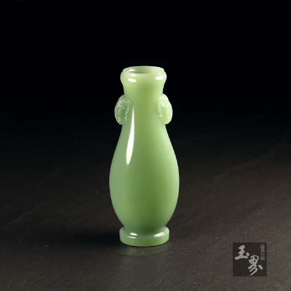 和田碧玉-羊耳吉祥瓶