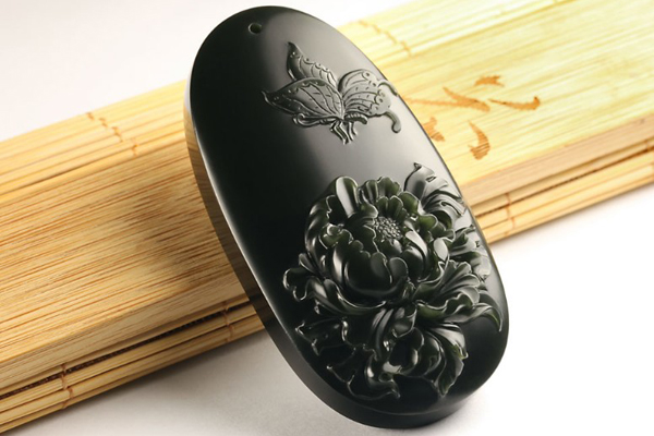 青玉子料把牌-國色天香 青玉子料把牌-國色天香