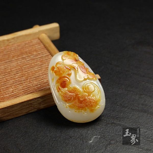 白玉子料掛件-和合美滿 