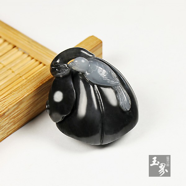 墨玉籽料掛件—喜事連連