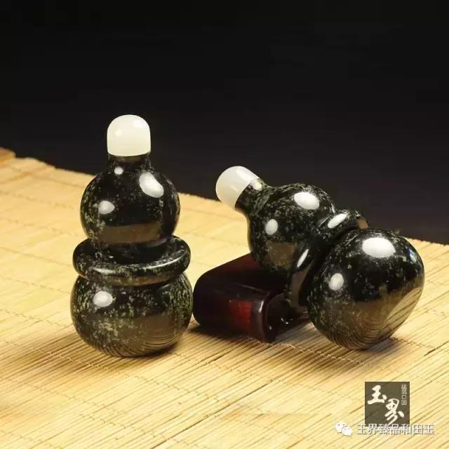 青玉子料-福祿把玩鼻煙壺