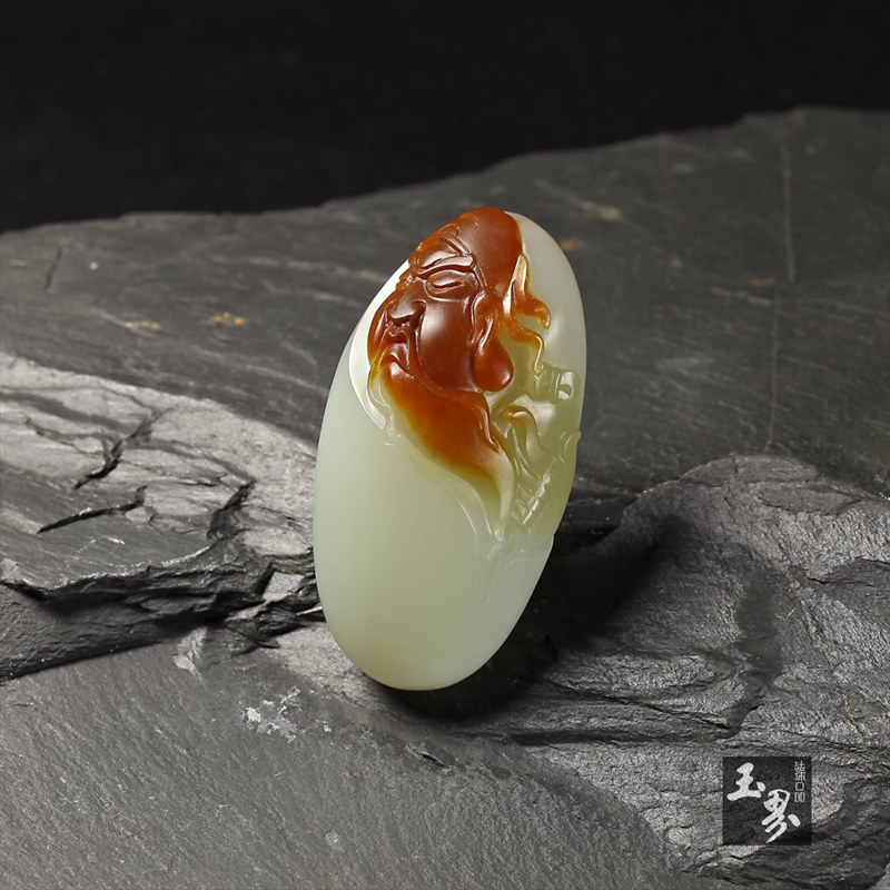 青白玉子料掛件-關(guān)公