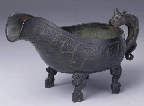 奉匜沃盥見禮儀——玉雕仿古器皿“匜