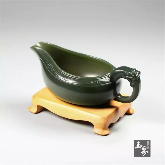 奉匜沃盥見禮儀——玉雕仿古器皿“匜