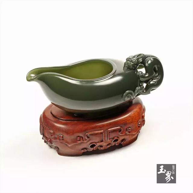奉匜沃盥見禮儀——玉雕仿古器皿“匜
