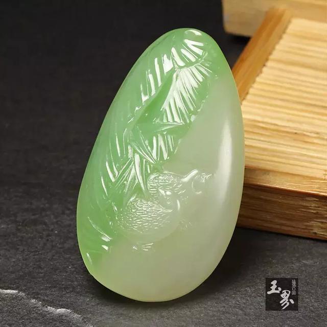 白玉帶翠 百年不遇——翠青玉收藏要點