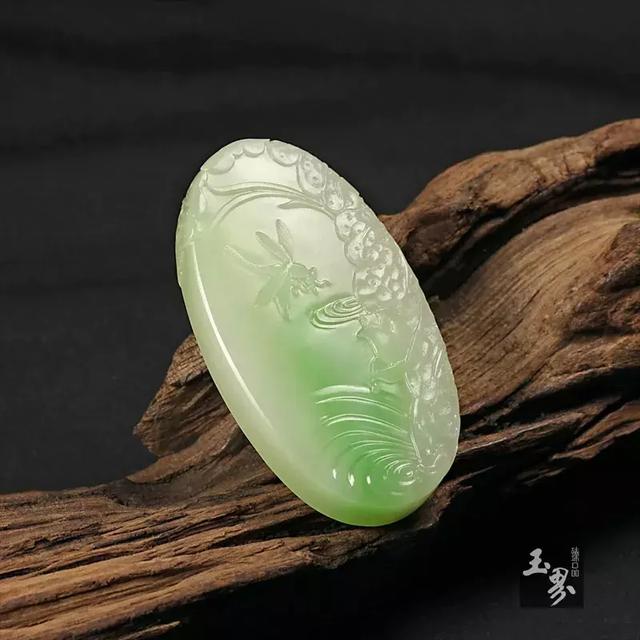 白玉帶翠 百年不遇——翠青玉收藏要點