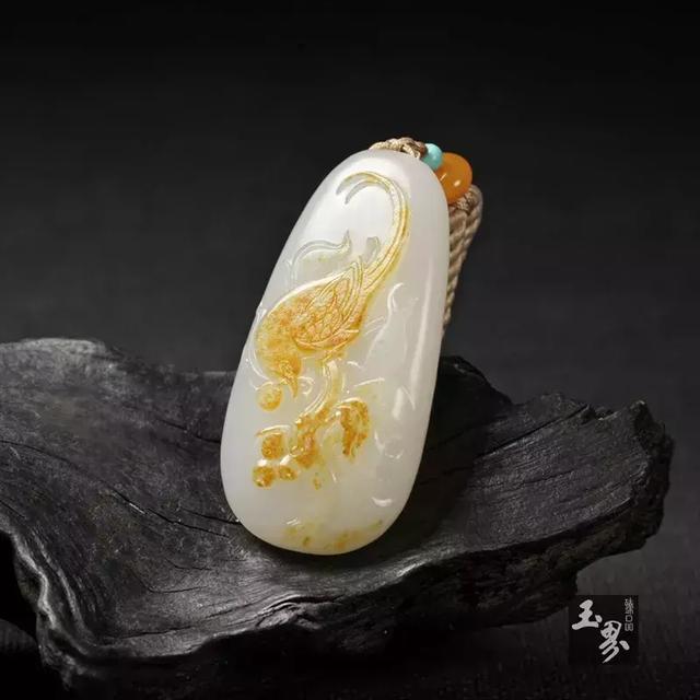 有關和田玉子料的產(chǎn)出與皮色