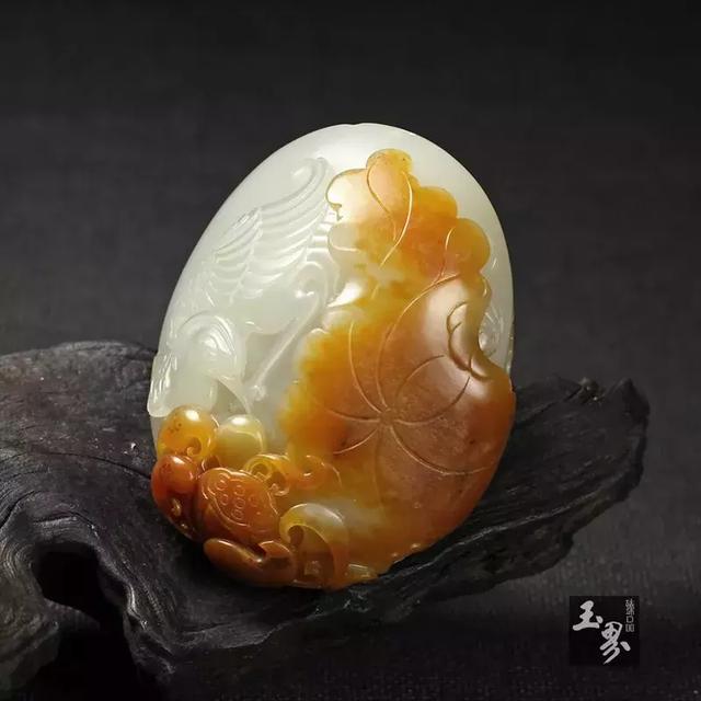 有關和田玉子料的產(chǎn)出與皮色