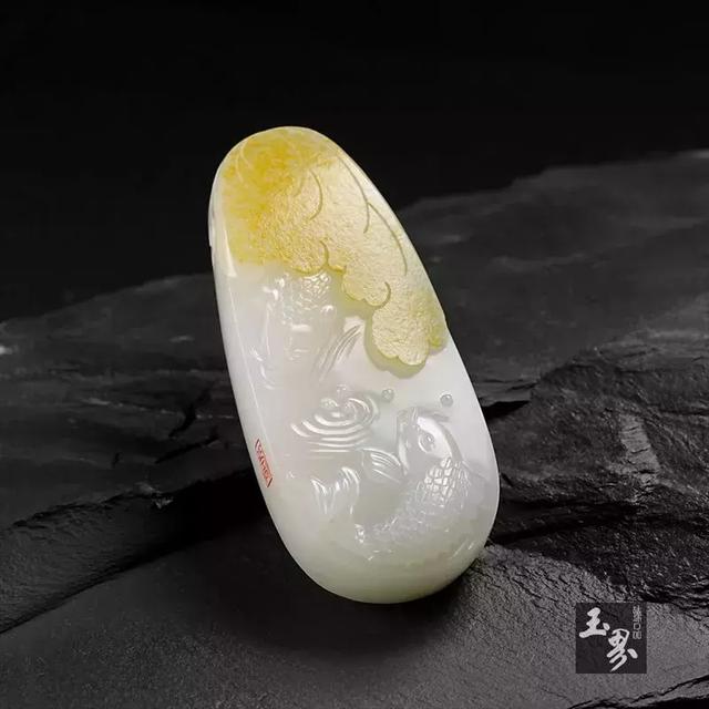 有關和田玉子料的產(chǎn)出與皮色