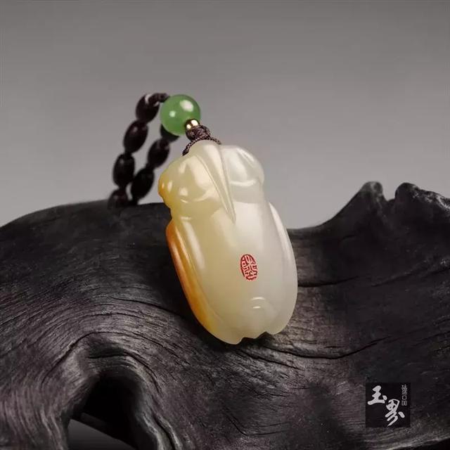 白玉子料-蟬形佩