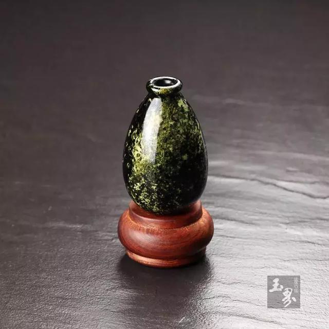 青玉，你所冷落的低調之美