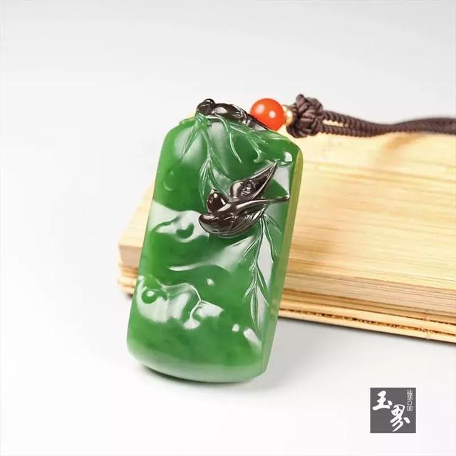 俏色巧雕，說不盡的詩情畫意