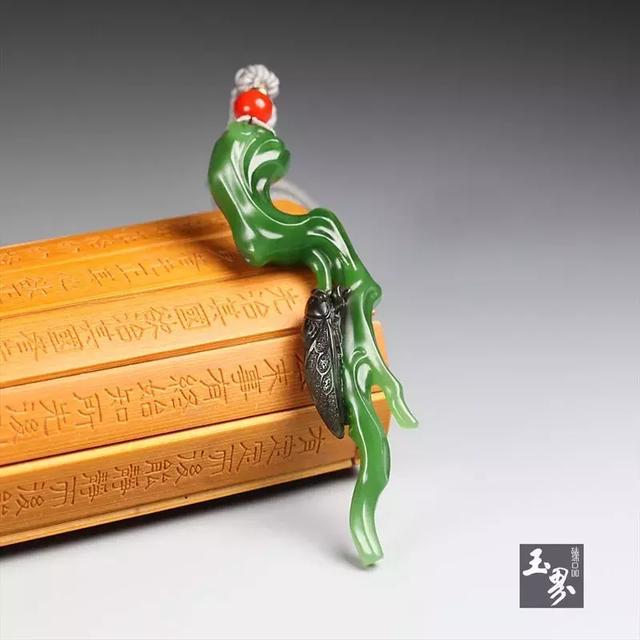 俏色巧雕，說不盡的詩情畫意