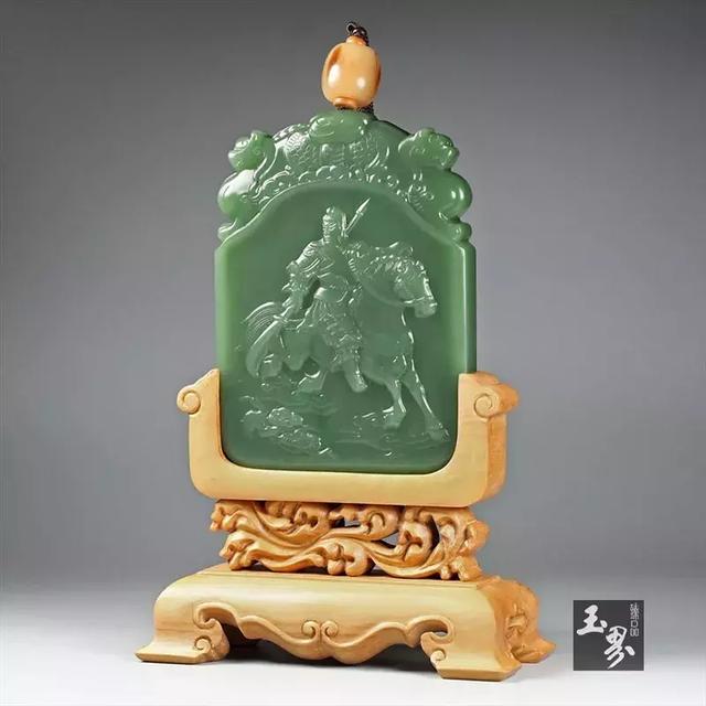 蘋果綠，一種經常被混淆的鴨蛋青