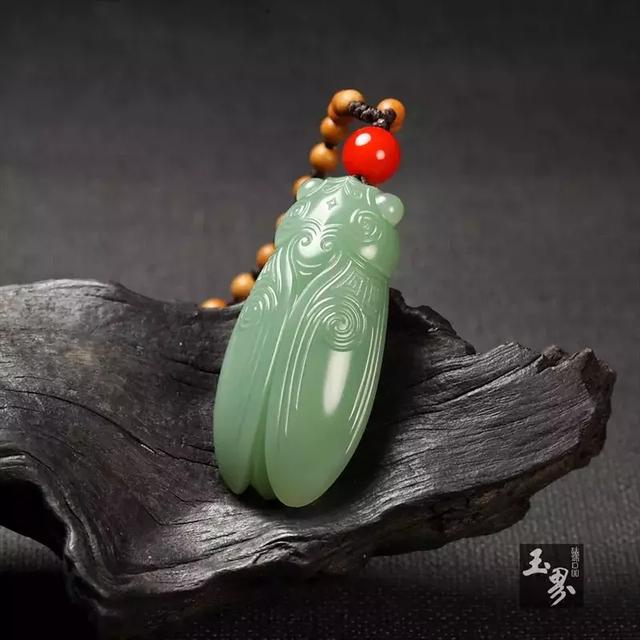 蘋果綠，一種經常被混淆的鴨蛋青