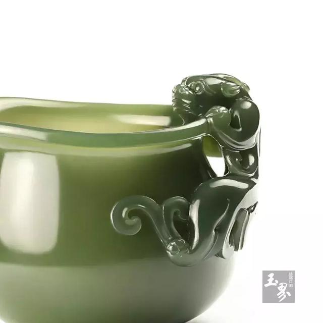 青玉器皿，一種深邃的低調