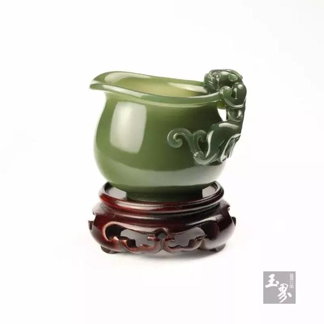 青玉器皿，一種深邃的低調