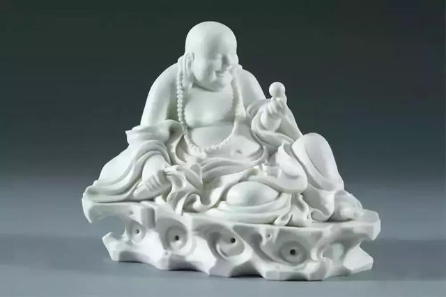 慈容一切 笑納三千