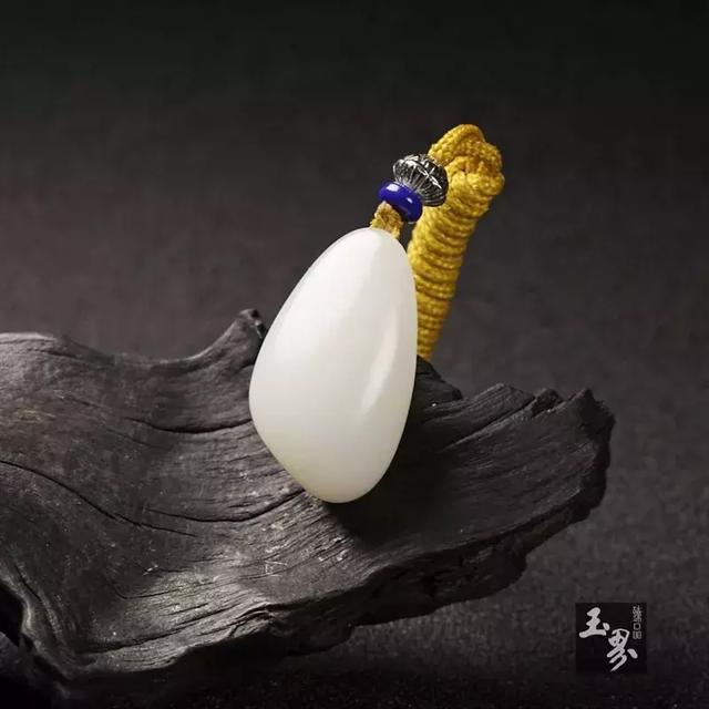 慈容一切 笑納三千