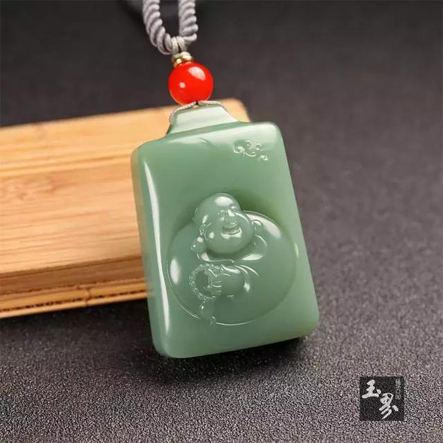 慈容一切 笑納三千