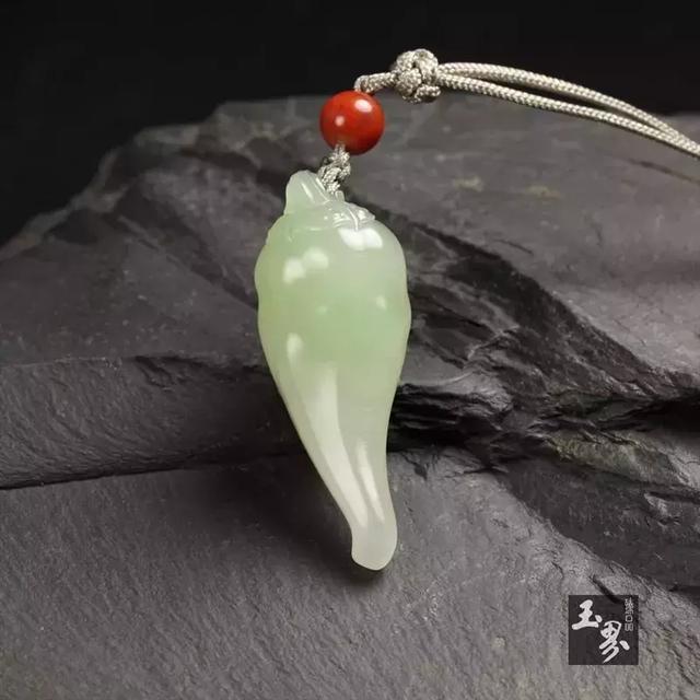 翠青 | 詮釋春意的顏色