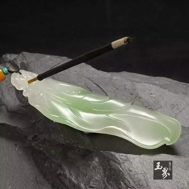 翠青 | 詮釋春意的顏色