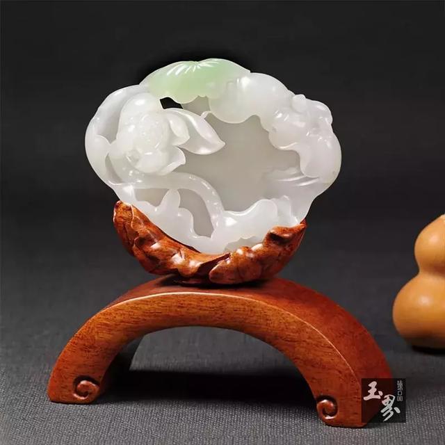 翠青 | 詮釋春意的顏色